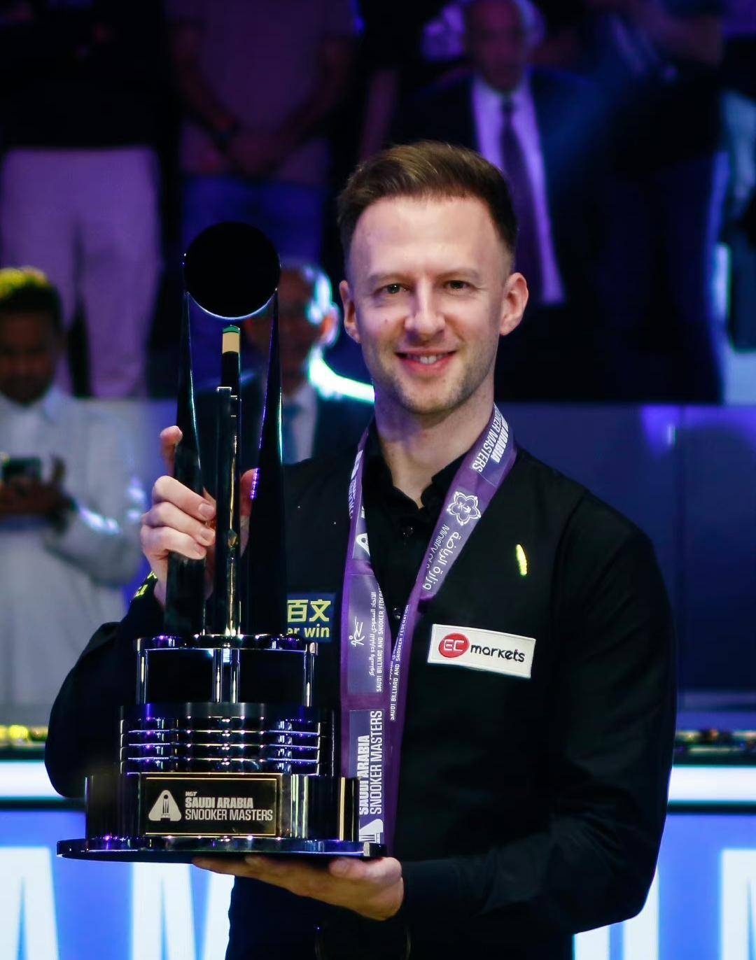 他再次离队 他再次离队