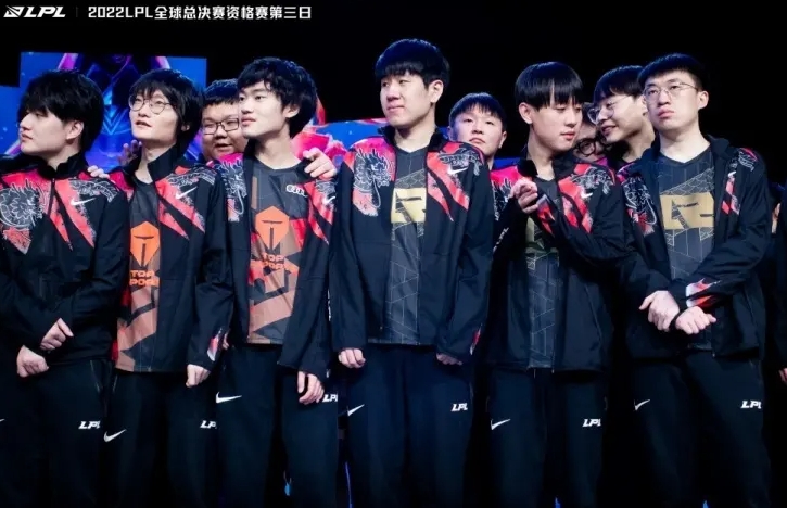 是球迷和评 是球迷和评