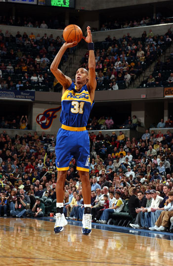 身体对抗上 身体对抗上