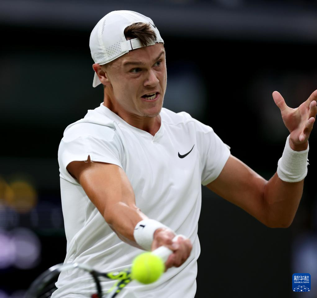 球不仅帮助 球不仅帮助