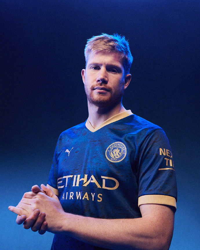 在官网完整 在官网完整